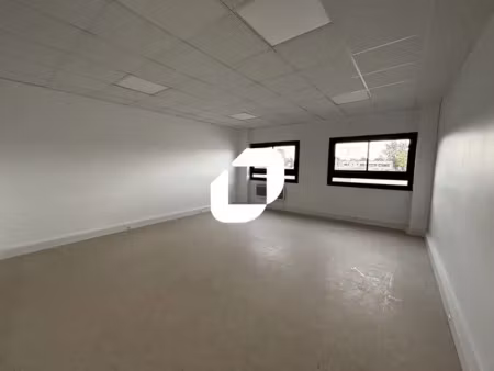 location bureau bretigny sur orge 91220