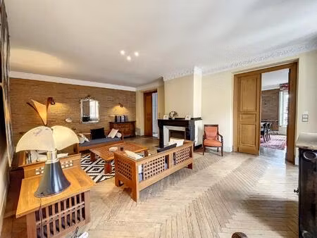 saint etienne  bel appartement de 192 m² avec parking