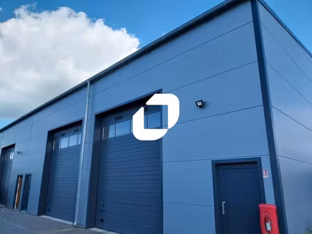 location entrepôt coueron 44220