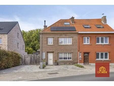 huis te koop in nieuwerkerken met 4 slaapkamers