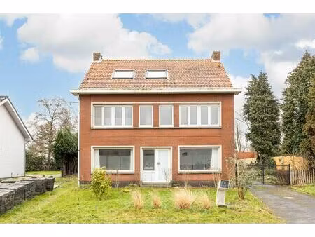 huis te koop in wuustwezel met 4 slaapkamers