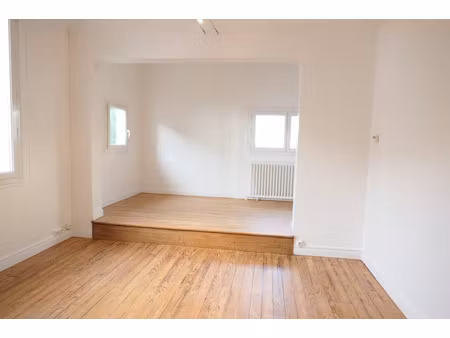 a louer maison individuelle quartier des arènes