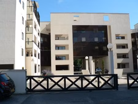 location appartement 2 pièces 50 m² à bordeaux (33000)
