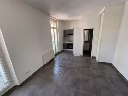 location appartement 1 pièce 22 m² à marseille 10 (13010)