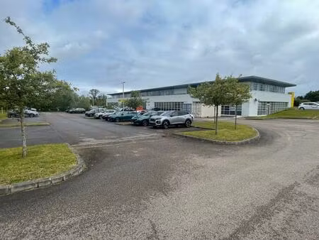 location bureau heudebouville 27400