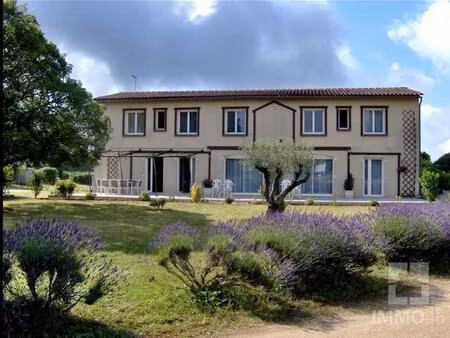 vente local - 30 pièce(s)