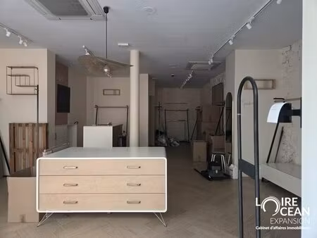 location local commercial 85m² angers 49100