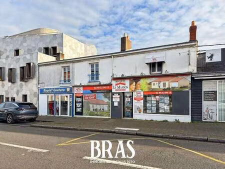 vente bureaux et commerces à rezé (44400) : à vendre / 237m² rezé