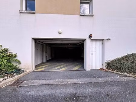 garage ferme à plérin