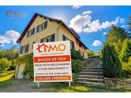 maison sur sous-sol avec double garage de 166 m² habitable sur une parcelle de terrain de.