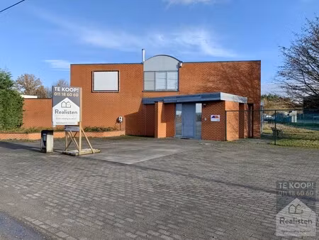 commercieel te koop in beringen