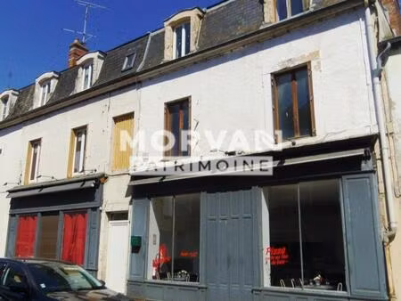immeuble de rapport 2410 €/mois - commerce habitation 420 m2 - 173 000 €