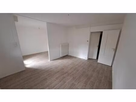 location appartement 4 pièces 69 m² à dieuze (57260)
