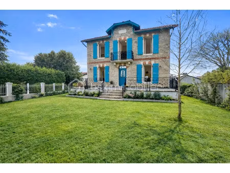 vente propriété 8 pièces 158 m² à anglet (64600)  995 000 €