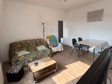 location appartement 3 pièces 54 m² à lille (59000)