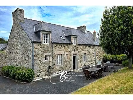 a vendre pléneuf val andré longère à quelques pas de la plage avec dépendance