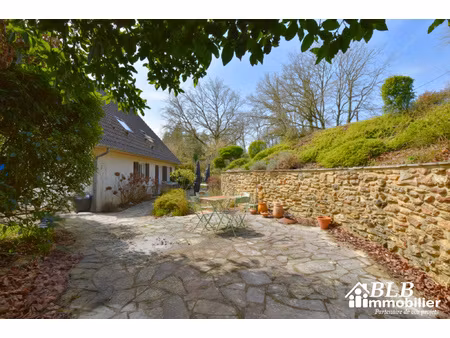 à vendre maison 8 pièces avec sous-sol total  proche forêt