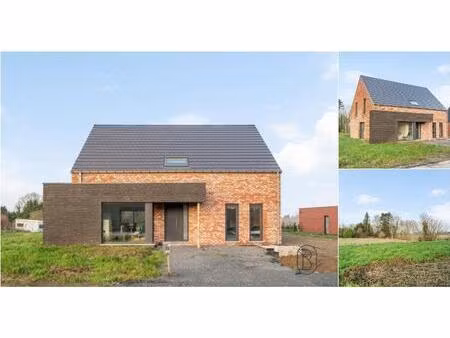 villa à vendre à rue des morts 25 blandain (rbv06384)