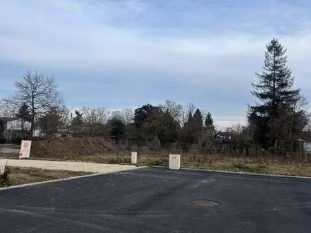 terrain 369 m² marmande