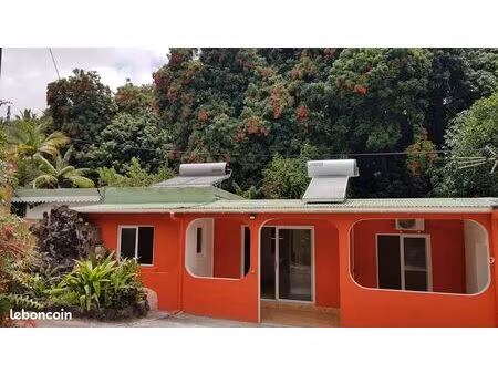 maison t4 bis + 2 parkings  petite ile centre