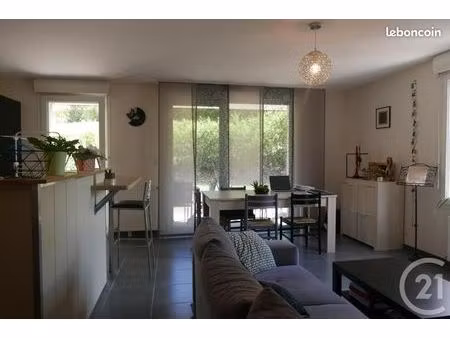 appartement 3 pièces 64 m²