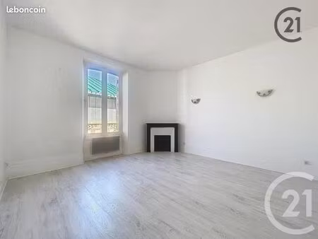 appartement 2 pièces 53 m²