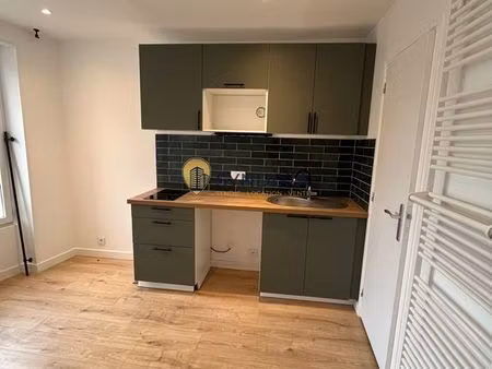 studio 1 pièce 16 m²