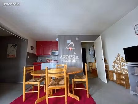 appartement 3 pièces 43 m²