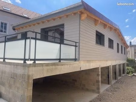 maison 8 pièces 96 m²