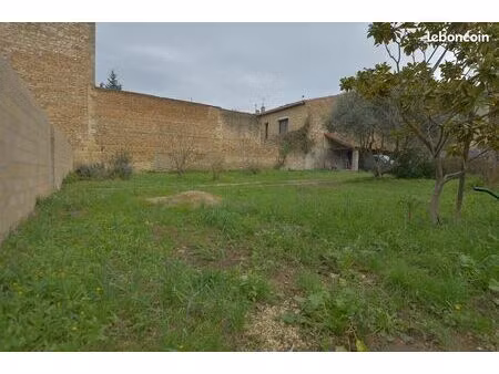 terrain 634 m² vauvert