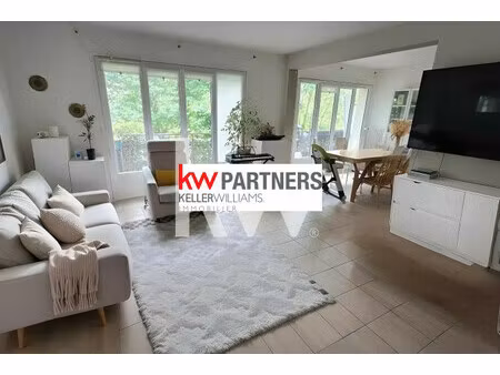 appartement 4 pièces de 79 30 m² avec balcons et cave – maurepas (78310)