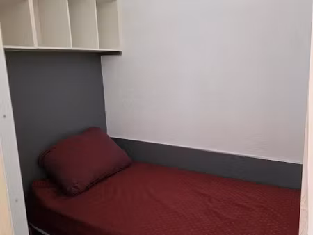 location meublée appartement 1 pièce 20 m² à nimes (30000)  490 €