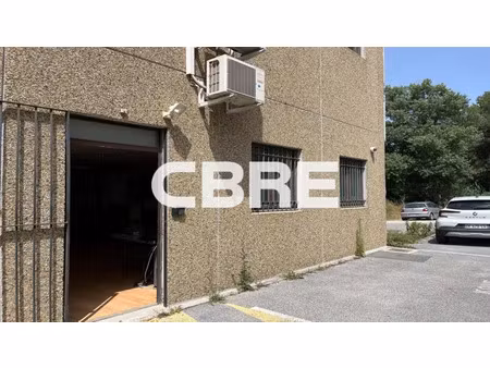 locaux d'activité avec bureaux