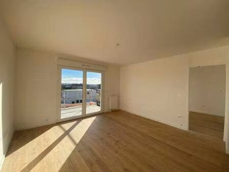location appartement 2 pièces à caen (14000) : à louer 2 pièces / 44m² caen