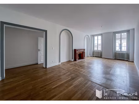 appartement 4 pièce(s) 145 m2