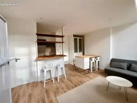studio 1 pièce 25 m²
