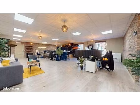 bureaux 282 m² ecully