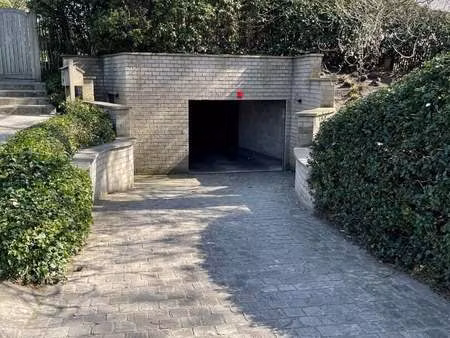 garage à louer à knokke € 160 (ljum0) - century 21 immo new cnoc | zimmo