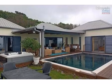 villa 5 pièces 153 m²