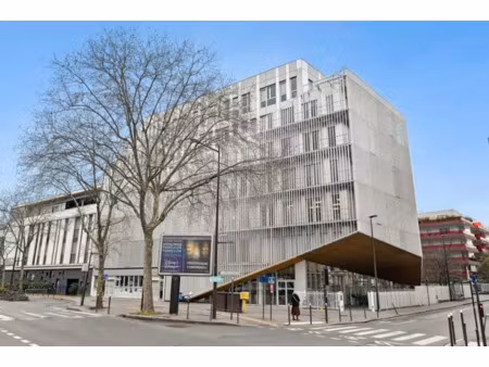 bureaux à louer à boulogne-billancourt dans immeuble contemporain