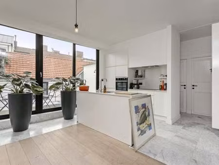 appartement à louer à antwerpen € 975 (ljuy0) - immo bib | zimmo