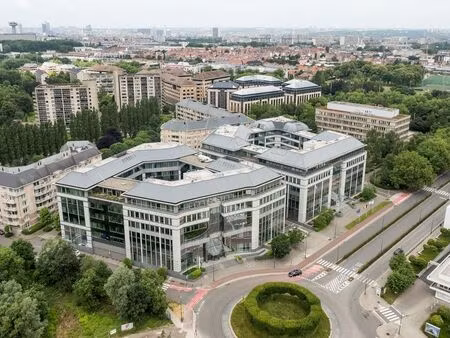 bien professionnel à vendre à woluwe-saint-lambert € 450.000 (ljvp2) - panorama b2b brusse