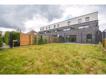 lumineux appartement d'une chambre avec jardin privé à haach