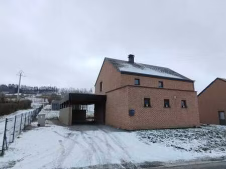 belle maison récente  fonctionnelle et aux normes !