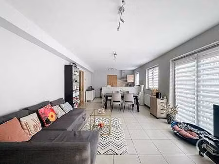 appartement 1 chambre à louer au centre de ciney