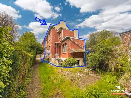 charmante maison 3 façades - 2ch- jardin- garage a liége