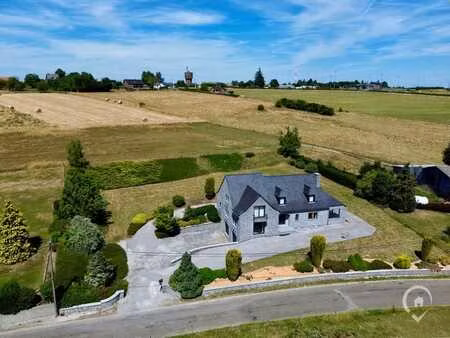 villa en pierre 5 chambres à vendre à onhaye
