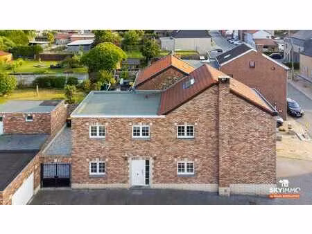 magnifique maison 3f - gar/prof lib - 4ch - elec ok - peb d