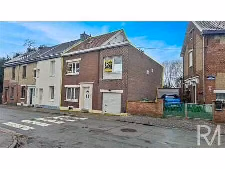 maison idéalement située à chênée – un bien aux multiples po