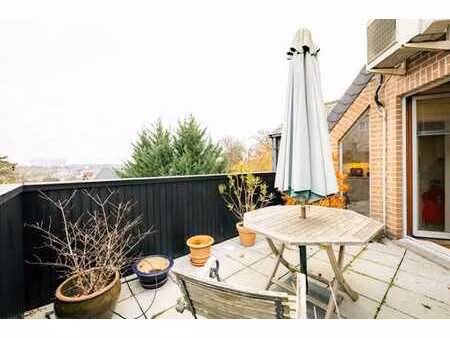 parc wolvendael beau penthouse +/- 95 m² + terrasse et gar